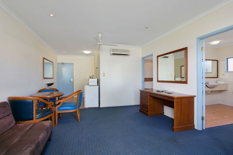 Cairns Southside International - Phillip Island Accommodation 3