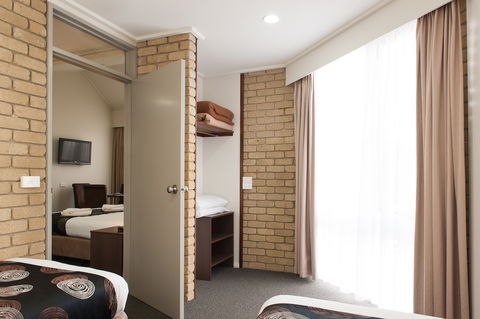 Mitchell On Main Motel & Apartments - Phillip Island Accommodation 6