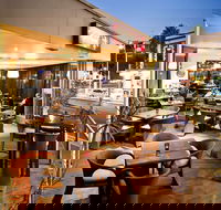 Adelaide Rockford - Phillip Island Accommodation