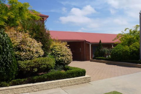 Colonial Motor Inn Bairnsdale - Phillip Island Accommodation 0