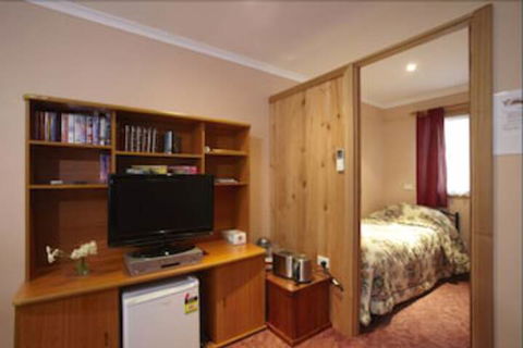 North East Rest Awhile Bed & Breakfast - Phillip Island Accommodation 5