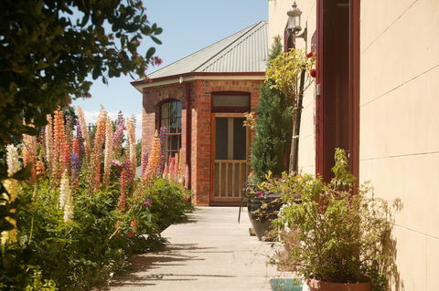 Blakes Manor Self Contained Heritage Accommodation - Phillip Island Accommodation 1