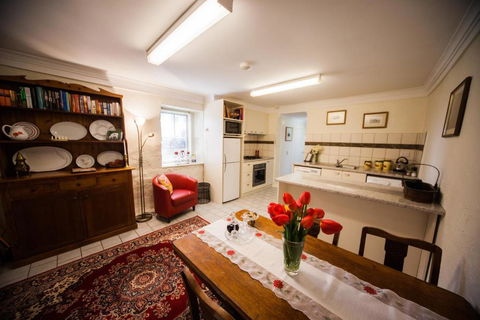 Sunnyside Cottage - Phillip Island Accommodation 6