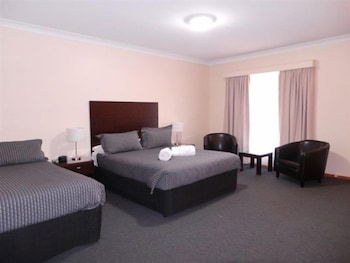 Gateway Motor Inn - Phillip Island Accommodation 5