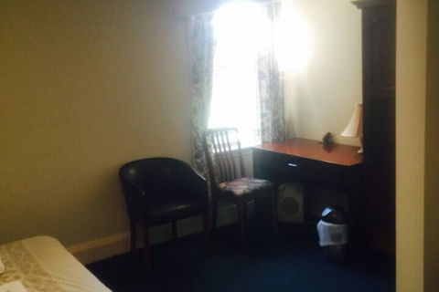 Ross Hotel - Phillip Island Accommodation 3