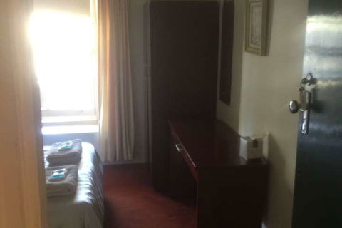 Ross Hotel - Phillip Island Accommodation 1