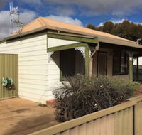 Away Cottages Broken Hill - Phillip Island Accommodation