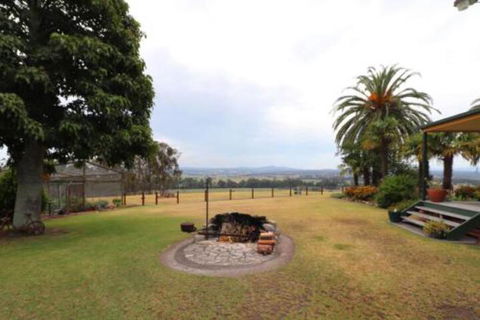 Snowy River Homestead - Phillip Island Accommodation 7