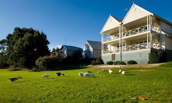 Lakeside Suites 3 - Phillip Island Accommodation 4
