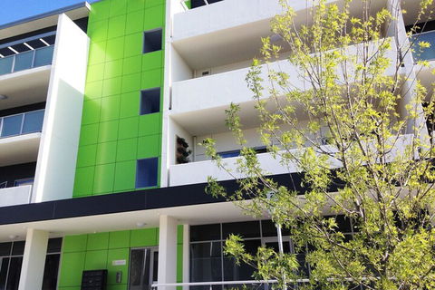 Ivy & Roses Boutique Apartments - Phillip Island Accommodation 4