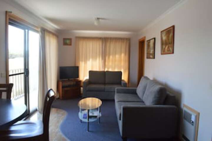 Arthur River TAS Phillip Island Accommodation