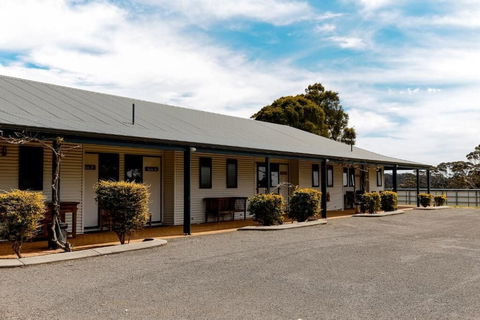 Karri Aura - Phillip Island Accommodation 0