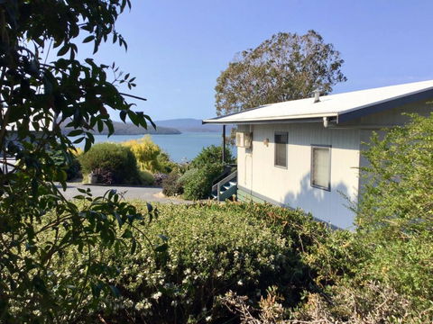 Blue Waters Holiday Cottages For 2 - Phillip Island Accommodation 6