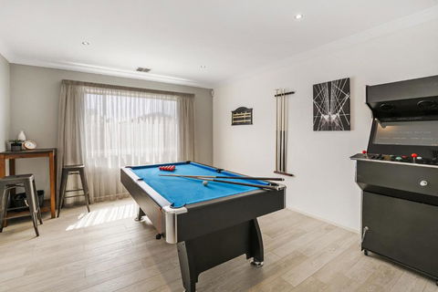 Luxury Coastal Escape - Phillip Island Accommodation 1