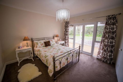 The Summer House Retreat - Phillip Island Accommodation 1