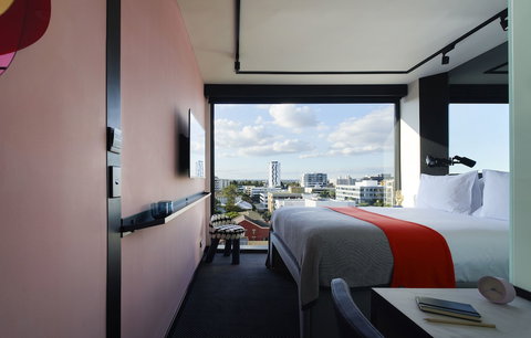 Tribe Perth - Phillip Island Accommodation 6