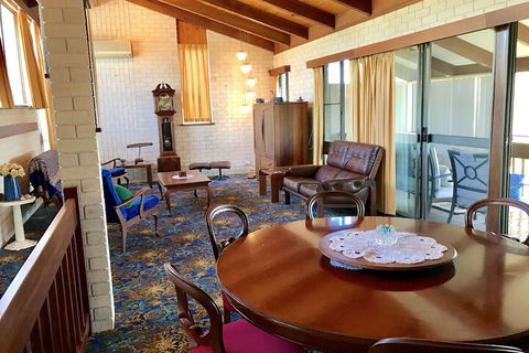 BeachFront Busselton - Phillip Island Accommodation 4