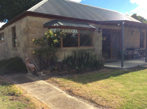Our Cottage - Phillip Island Accommodation 3