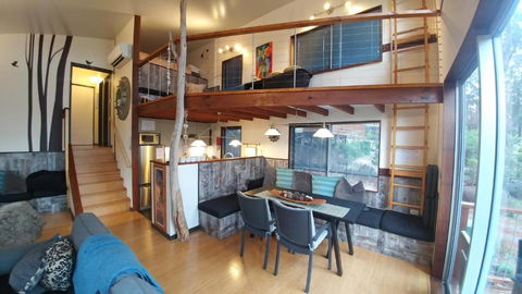 The Tree House - Phillip Island Accommodation 6