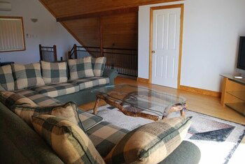 Farm Lane Retreat - Phillip Island Accommodation 6
