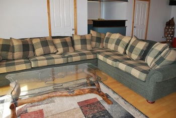 Farm Lane Retreat - Phillip Island Accommodation 2