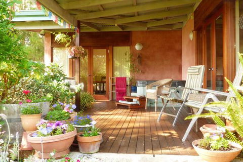 Innisfree Mountain Retreat - Phillip Island Accommodation 1