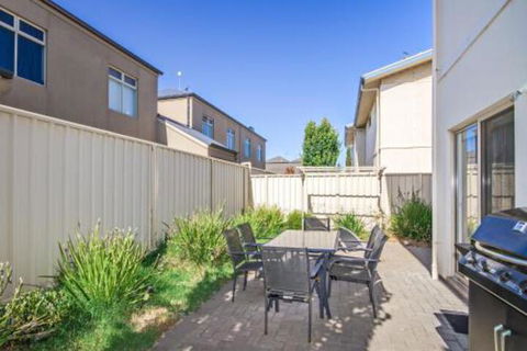 The Residence - Phillip Island Accommodation 5