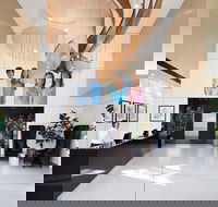 Art Series - The Chen - Phillip Island Accommodation