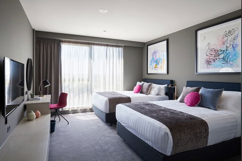 Art Series - The Chen - Phillip Island Accommodation 6