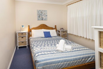 Central Park 7 - The Convenience Of Location & The Warmth Of Comfortable Living - Phillip Island Accommodation 0