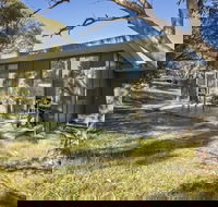 Ecocrackenback 10 'Sustainable chalet close to the slopes.' - Phillip Island Accommodation