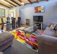 Eliza Lee 3 - Comfortable for the budget savvy