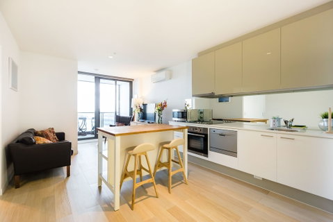EVA, 1BDR Melbourne Apartment - Phillip Island Accommodation 2