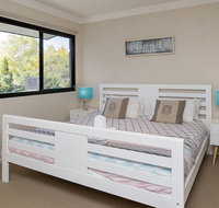Khione 1 - Modern  spacious with views towards Lake Jindabyne  the mountains beyond