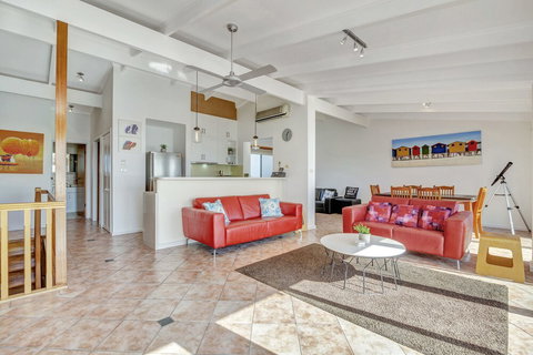 Queensland South - Phillip Island Accommodation 3