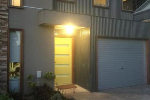 Tangles - Phillip Island Accommodation 0