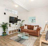 Half Moon Cottage - Phillip Island Accommodation