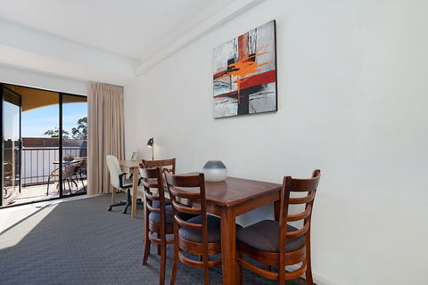 Beau Monde Apartments Newcastle - Boulevard Apartments - Phillip Island Accommodation 4