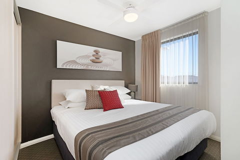 Beau Monde Apartments Newcastle - Boulevard Apartments - Phillip Island Accommodation 0