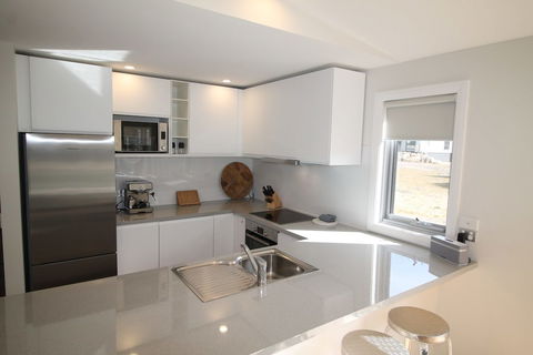 Stillwater Lodge - Phillip Island Accommodation 1