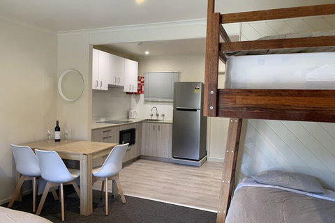 Tyrola 4 - Phillip Island Accommodation 3