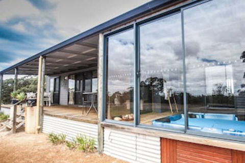 Cloud Nine Spa Chalets - Phillip Island Accommodation 0