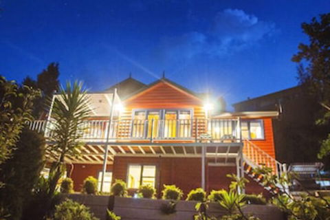 Artee House - A Bright Escape - Phillip Island Accommodation 0