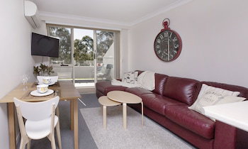 Horizons 216 - Lake Jindabyne Waterfront - Phillip Island Accommodation 1