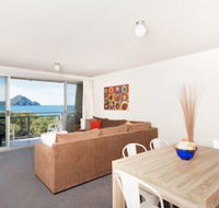 Ocean Shores Unit 10 / 27 Weatherly Close