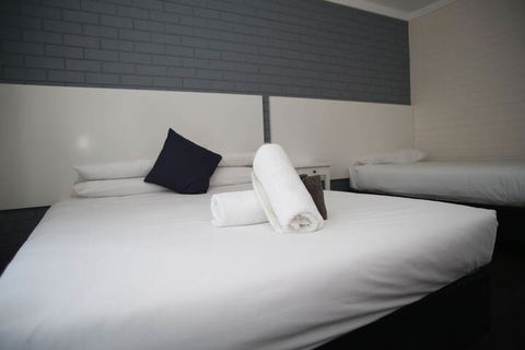 Busselton Motel - Phillip Island Accommodation 7