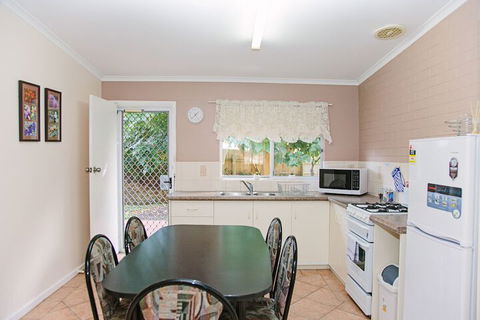 Middleton Mews Unit 7 - Phillip Island Accommodation 3