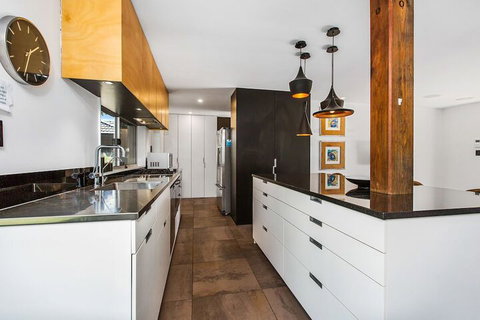 CABARITA BEACH HOUSE 53 - Phillip Island Accommodation 3