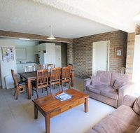 Central Park 4 - Centre of Jindabyne - Phillip Island Accommodation