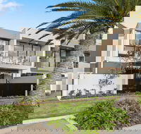 The Peninsula at Hope Island - Phillip Island Accommodation